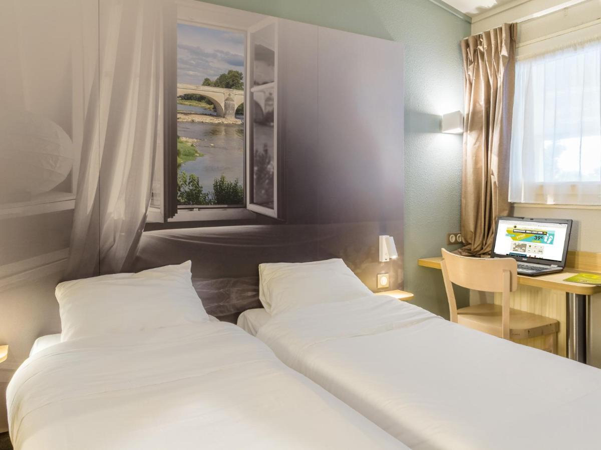 B&B Hotel Poitiers 1 Futuroscope Chasseneuil-du-Poitou Bagian luar foto